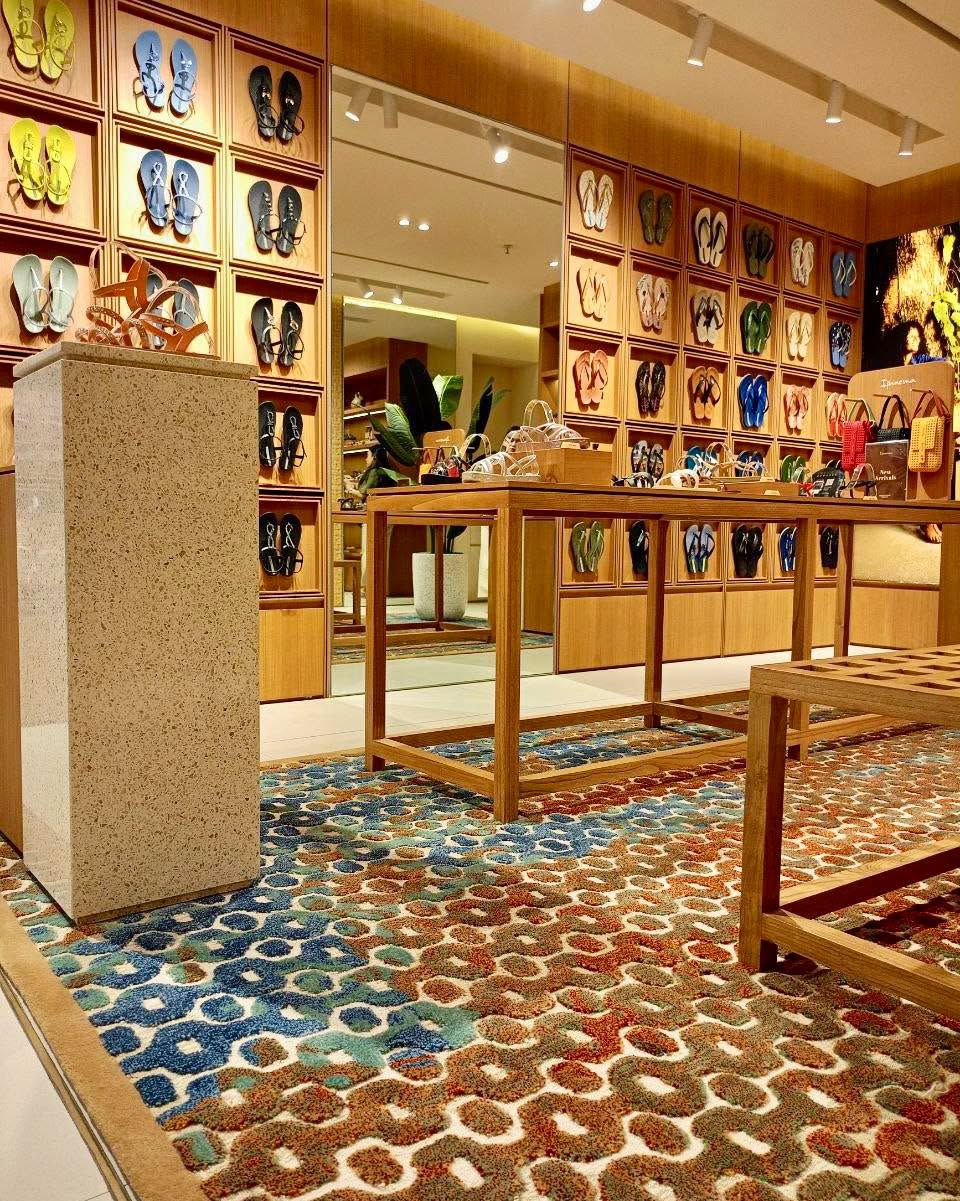 Installed at Ipanema Store – P… Installed at Ipanema Store – P…