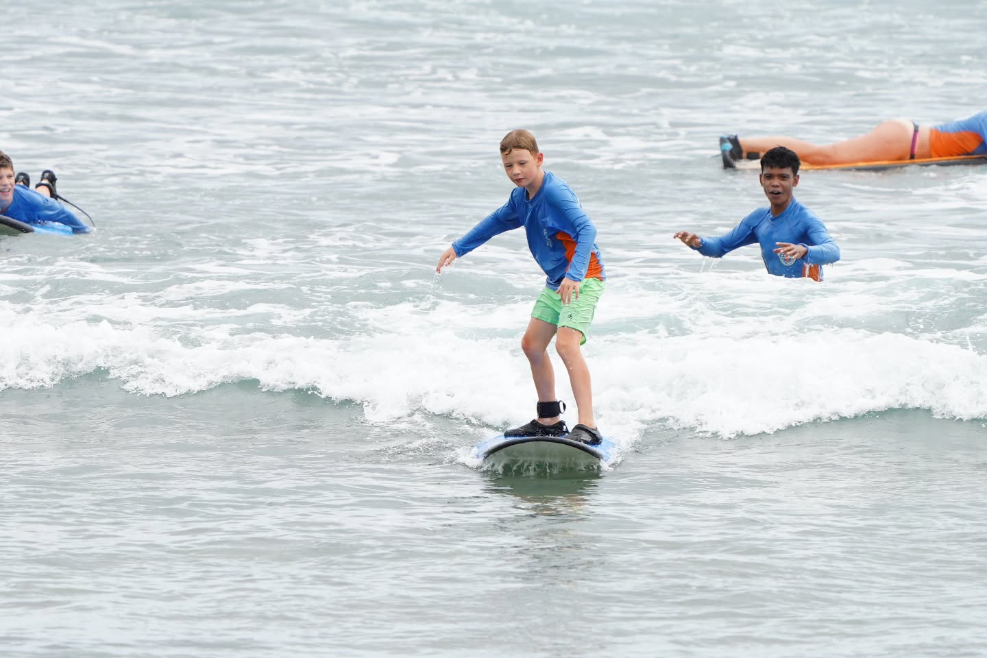 Stepping outside my comfort zone and into the waves! Surfing isn't just a sport—it's a mindset. It's about getting back up after you fall and celebrating every small victory. A huge thank you to the team for the amazing guidance and for helping me find my sea legs. Ready for the next adventure! 🌊 
Find out more
https://wa.me/08158001185
#SurfJourney #BalanganBeach #NewSkills #OceanTherapy #FindYourWave#balangansurfacademy