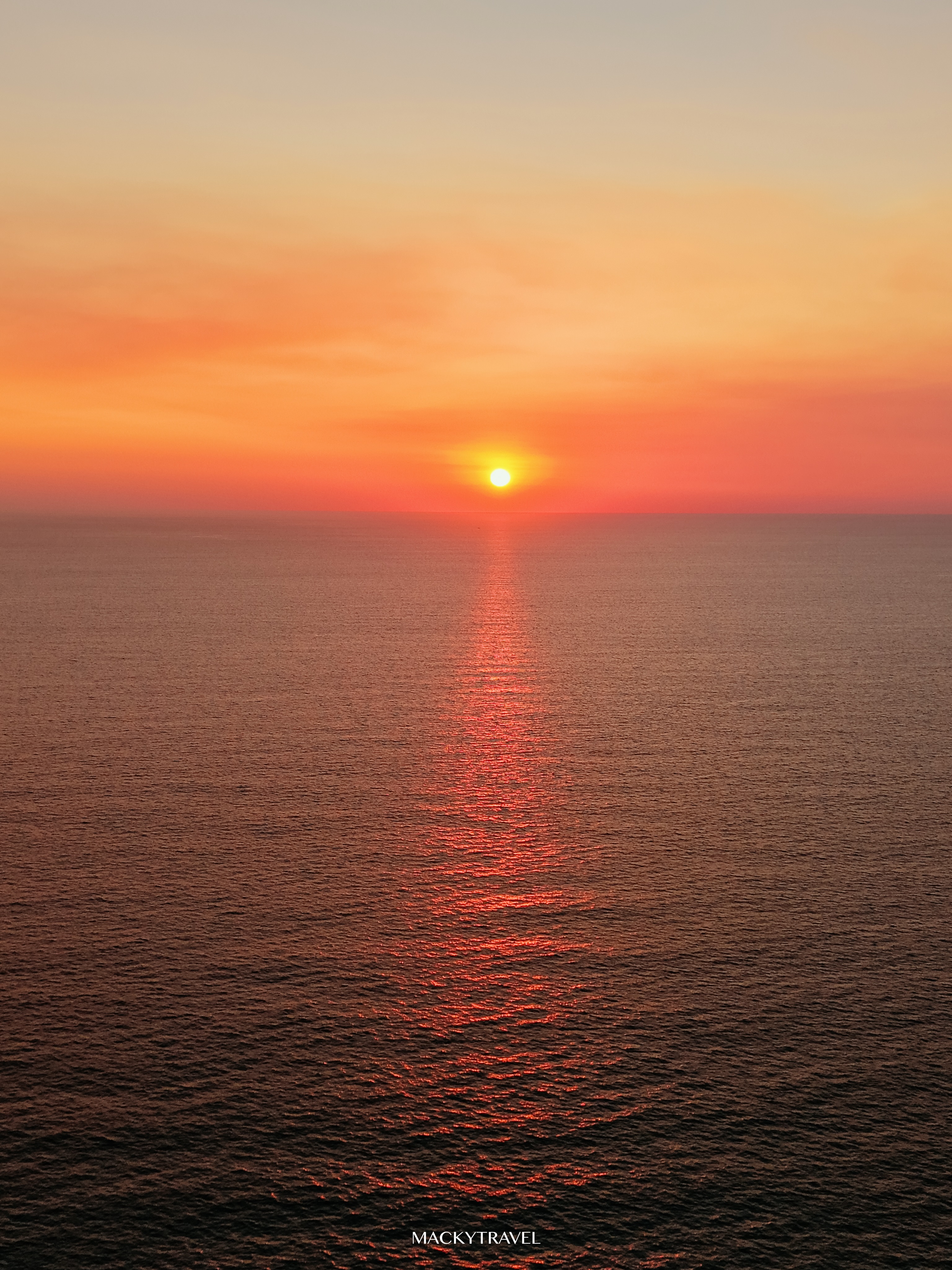 Zambales Trip!
#zambales #travel_drops #sunset